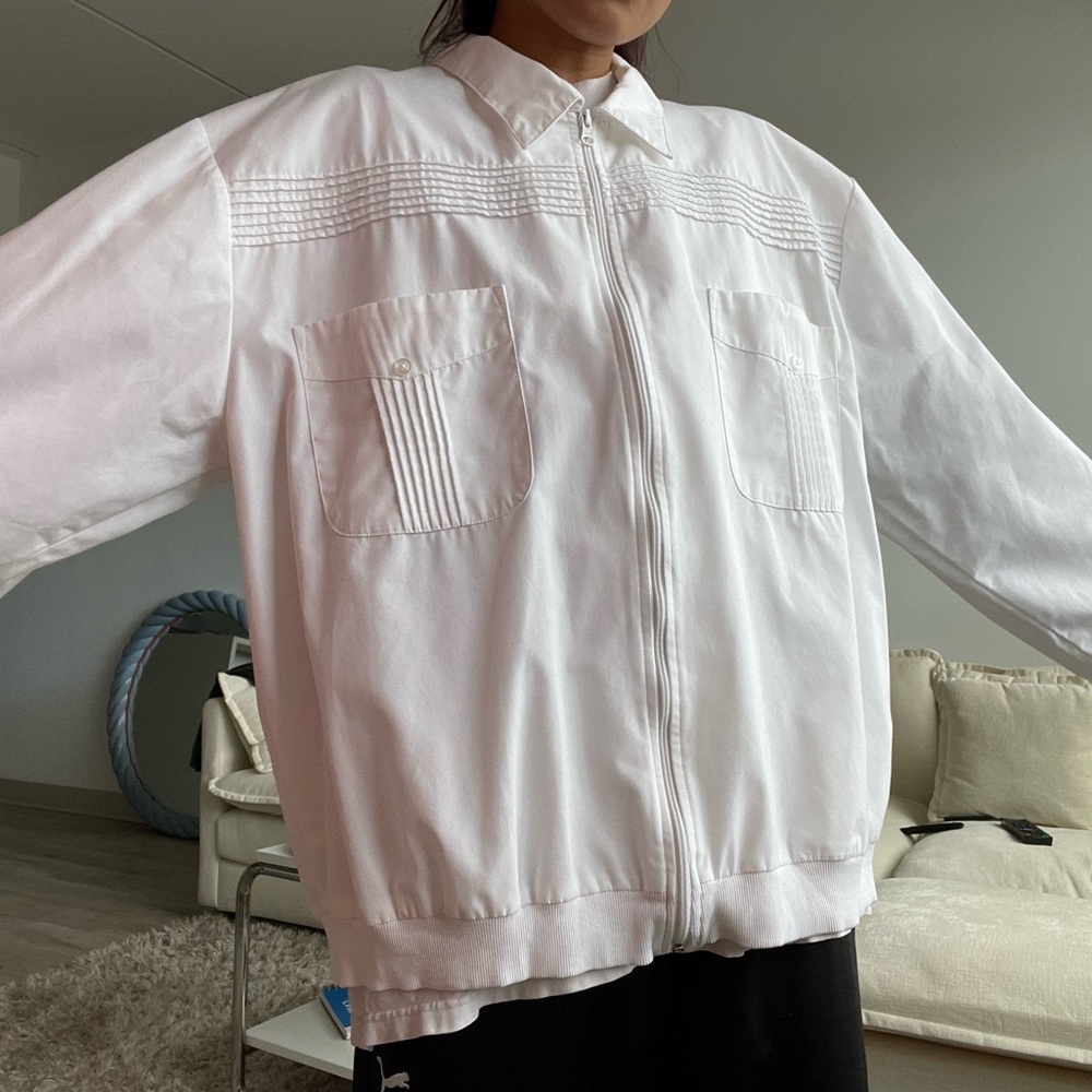 Men’s White Zip-Up Jacket
